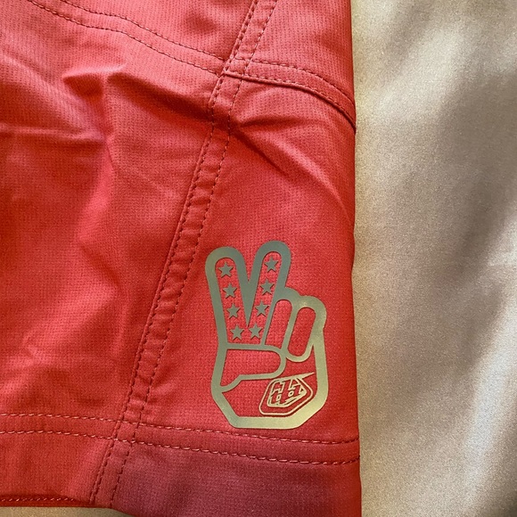 Troy Lee Designs Biking Short - Picture 6 of 8